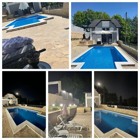 Elma Villa *